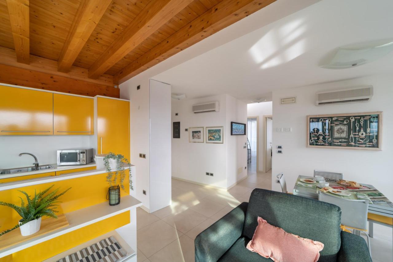 Residenza Ore Felici Lignano Sabbiadoro Buitenkant foto