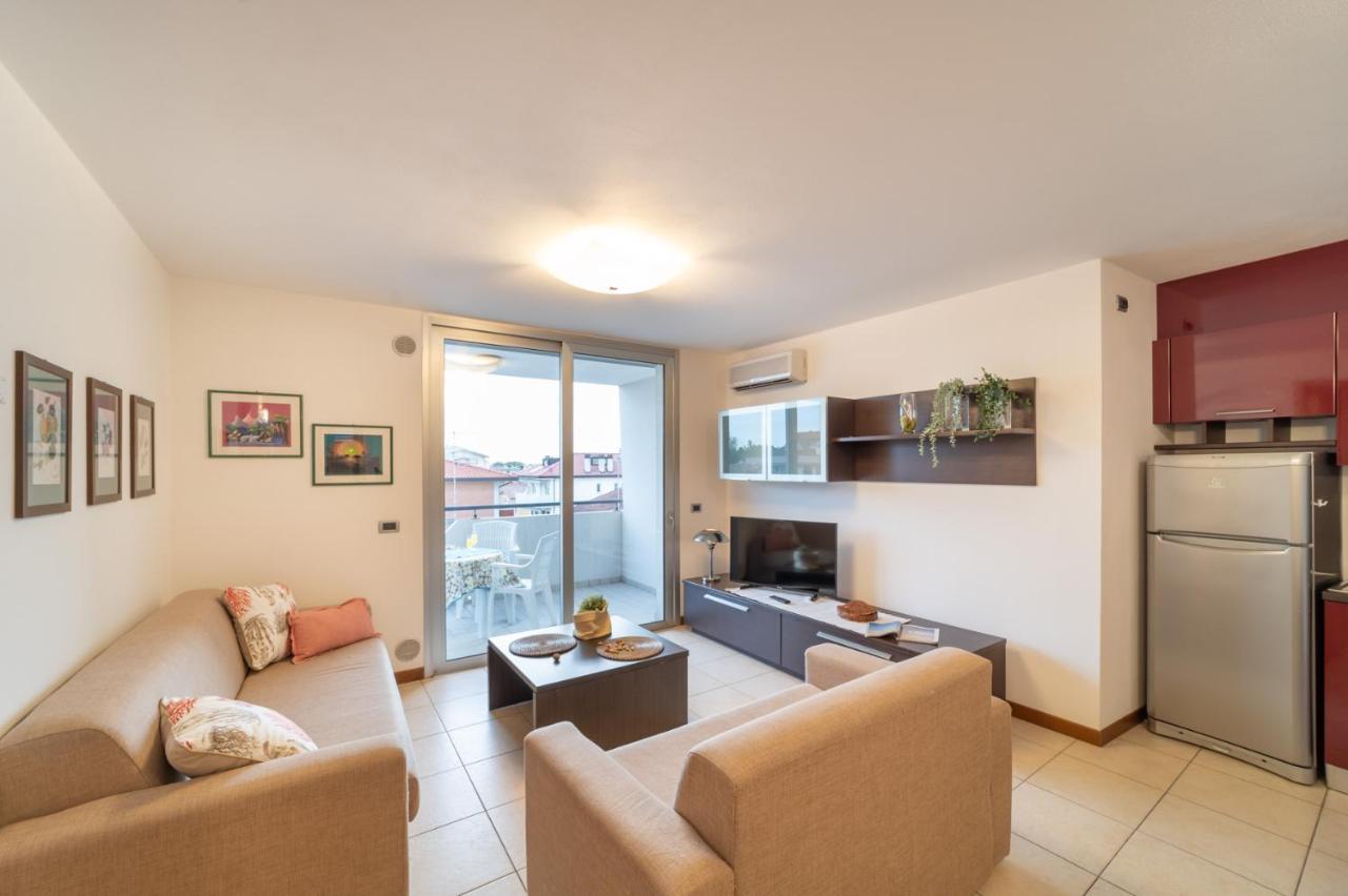Residenza Ore Felici Lignano Sabbiadoro Buitenkant foto