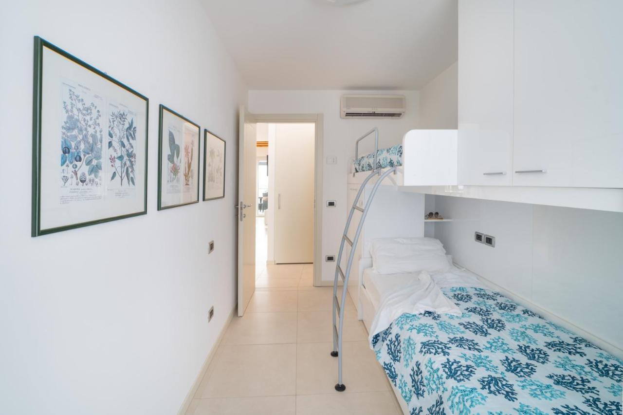 Residenza Ore Felici Lignano Sabbiadoro Buitenkant foto
