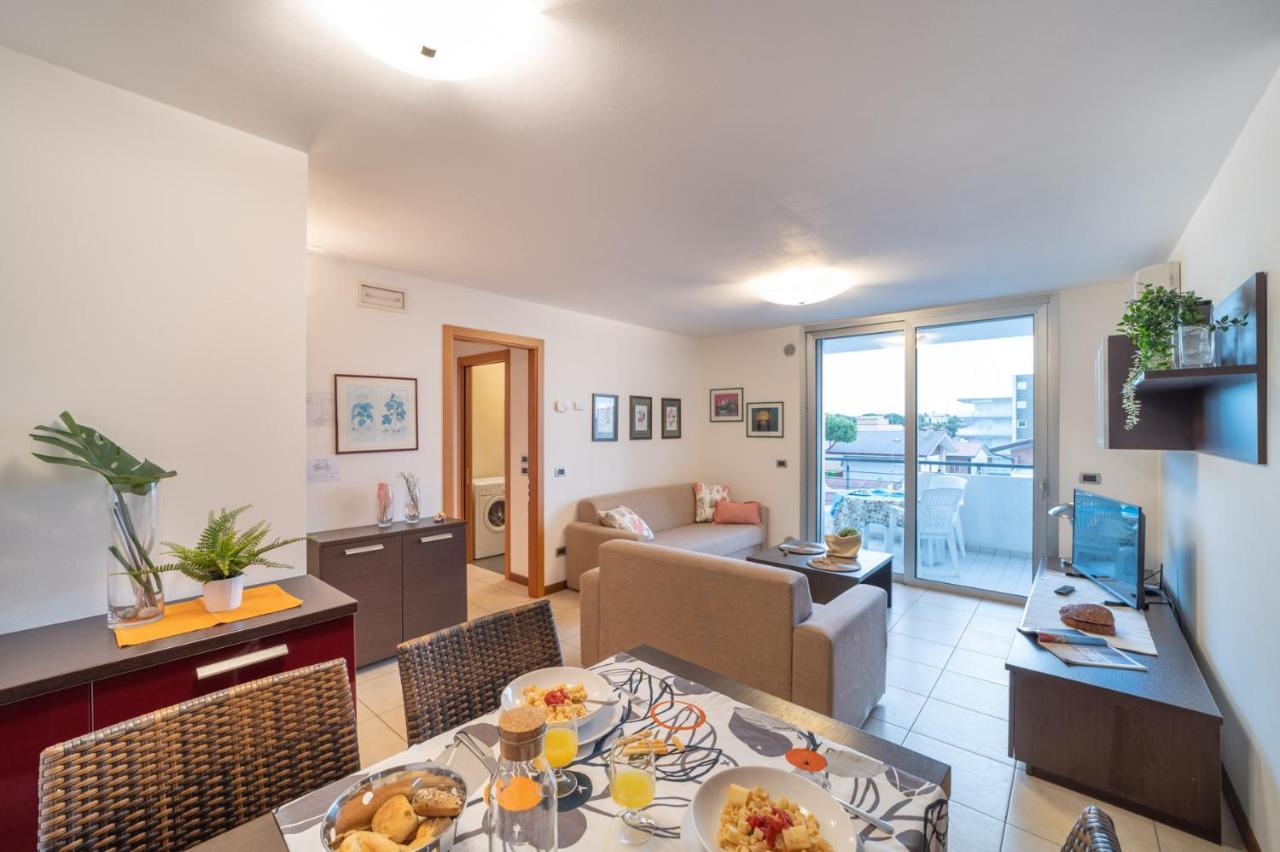 Residenza Ore Felici Lignano Sabbiadoro Buitenkant foto