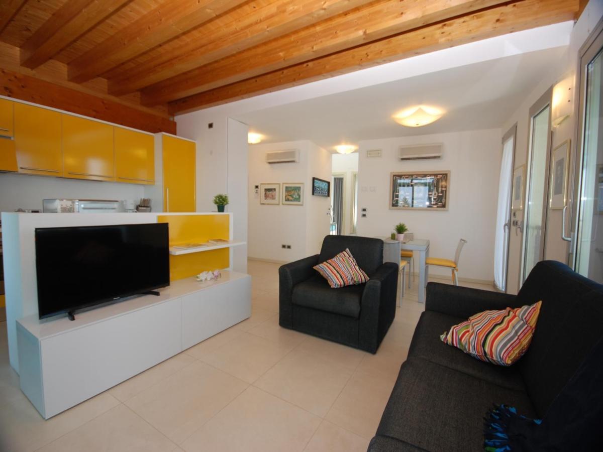 Residenza Ore Felici Lignano Sabbiadoro Buitenkant foto